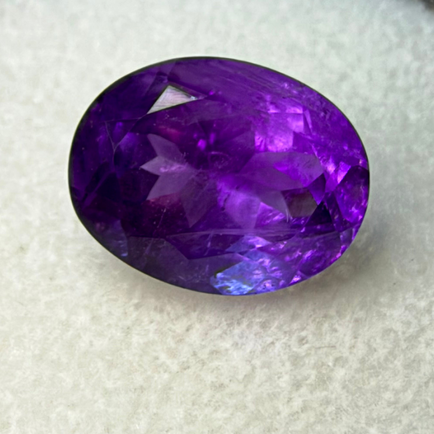 Brazillian Amethyst, 14x10mm Oval Cut, 5.54 Carats