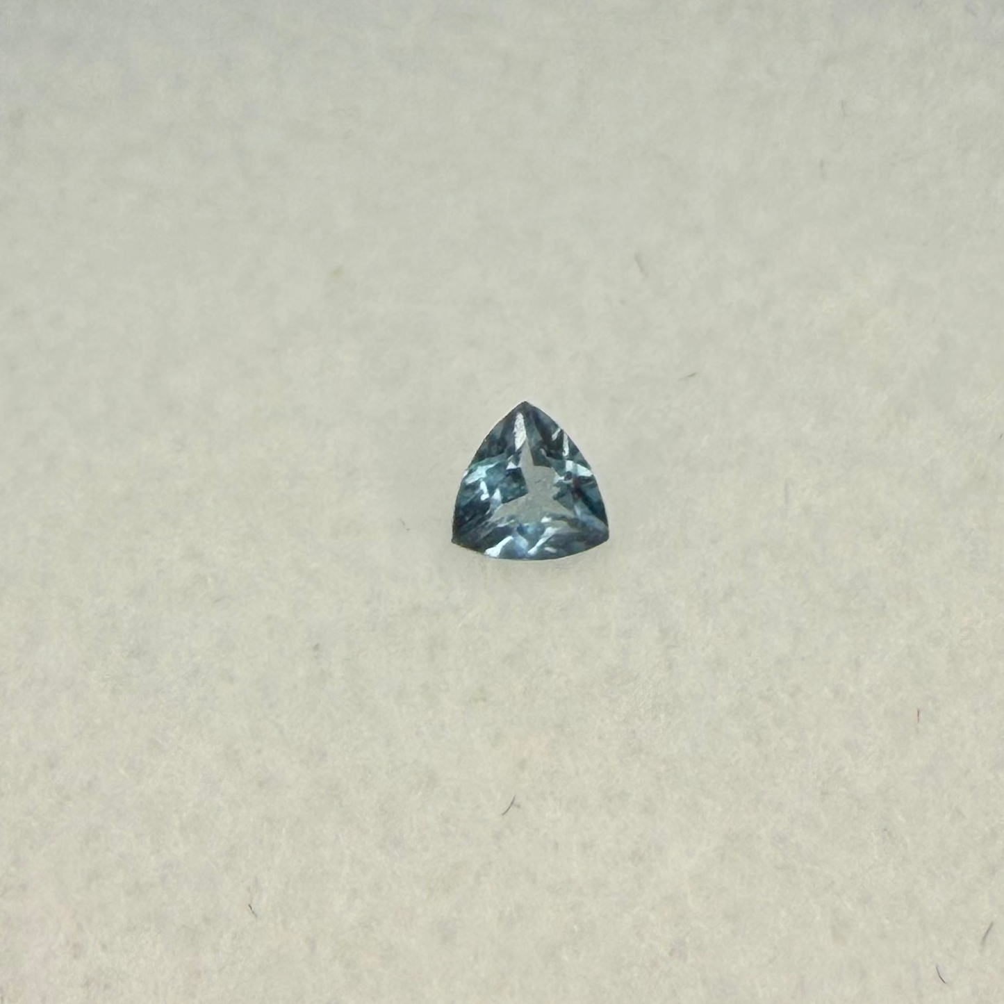 London Blue Topaz, 3mm Trillion Cut, Ave Ct Wt .13
