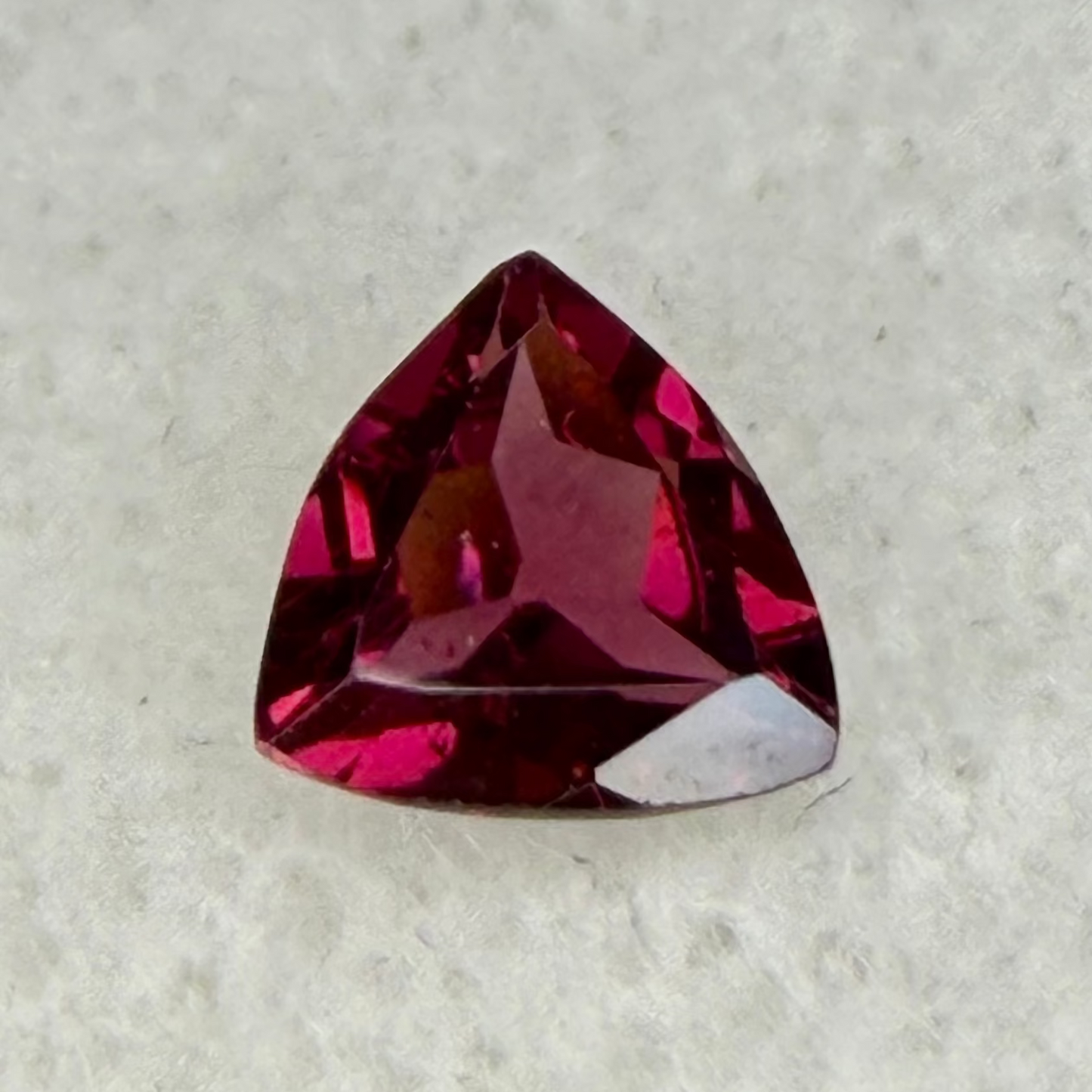 Rhodolite Garnet, 6mm Trillion Cut