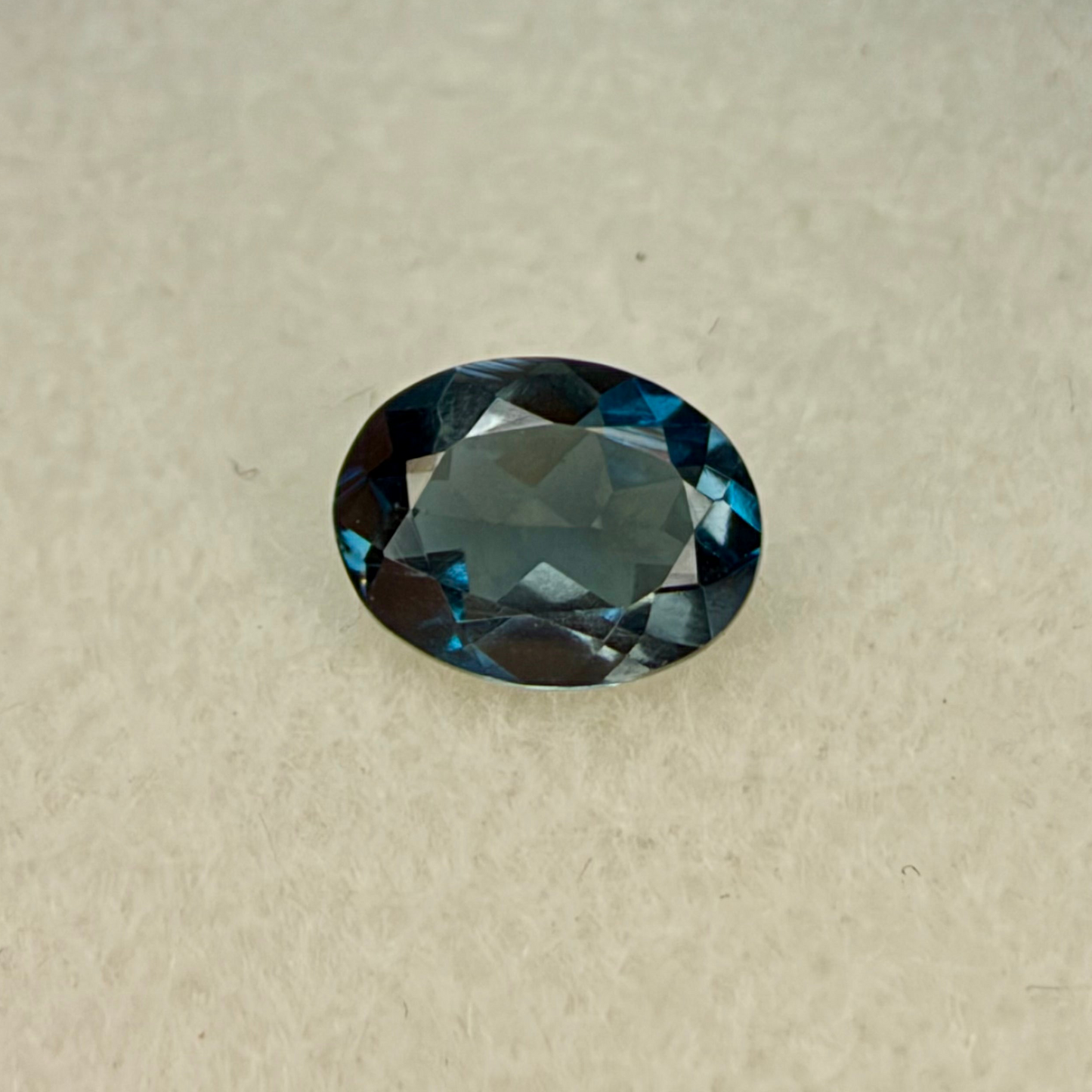 London Blue Topaz, 8x6mm Oval Cut, Ave Ct Wt 1.42