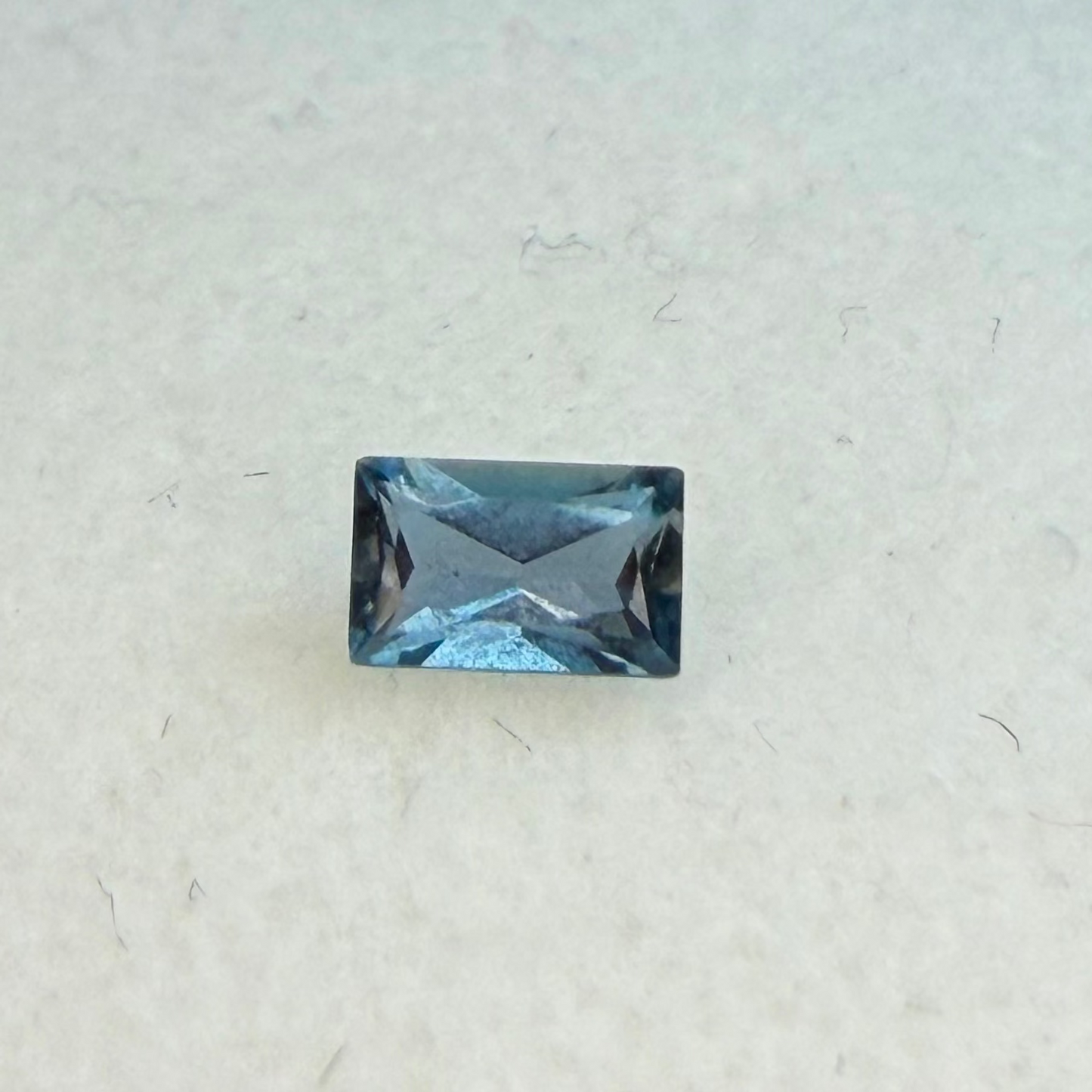 London Blue Topaz, 5x3mm Baguette Cut, Ave Ct Wt .375